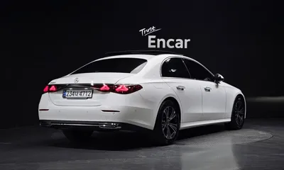 Mercedes-Benz E-Class 2025, 5255 км, за 39602.62 USD
