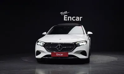Mercedes-Benz E-Class 2025, 5255 км, за 39602.62 USD