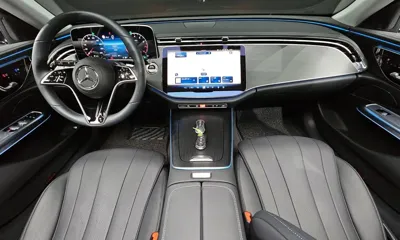 Mercedes-Benz E-Class 2025, 5255 км, за 39602.62 USD - фото 7
