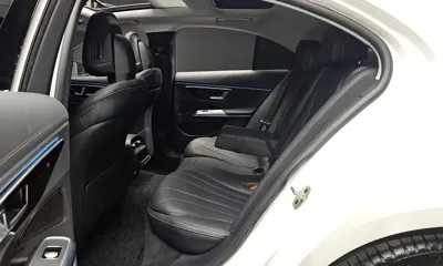 Mercedes-Benz E-Class 2025, 5255 км, за 39602.62 USD - фото 12