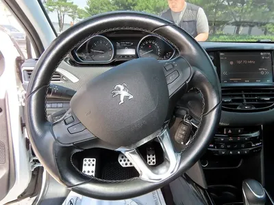 Peugeot 2008 2019, 95593 км, за 4923.2 USD - фото 8
