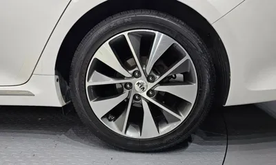 Kia K5 2016, 136300 км, за 6437.2 USD