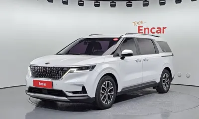 Kia Canival · 2021 год