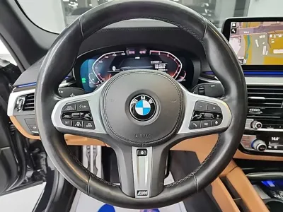 BMW 5-Series 2021, 93553 км, за 19934.86 USD - фото 11
