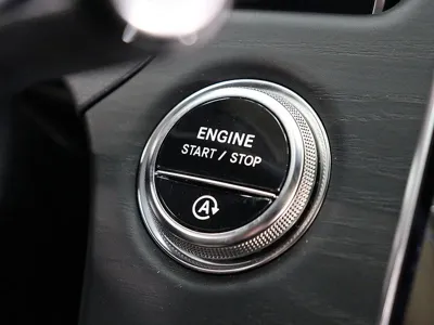 Mercedes-Benz E-Class 2025, 3972 км, за 39265.47 USD - фото 20