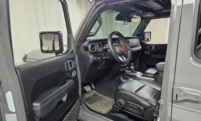 Jeep Wrangler 2021, 52282 км, за 25016.3 USD - фото 10