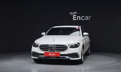 Mercedes-Benz E-Class 2022, 53379 км, за 22449.78 USD