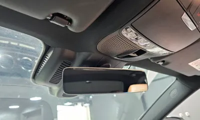 Mercedes-Benz E-Class 2022, 53379 км, за 22449.78 USD - фото 19