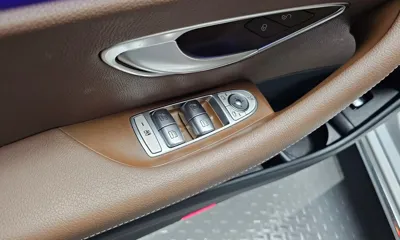 Mercedes-Benz E-Class 2022, 53379 км, за 22449.78 USD - фото 29