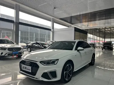 Audi A4L · 2020 год