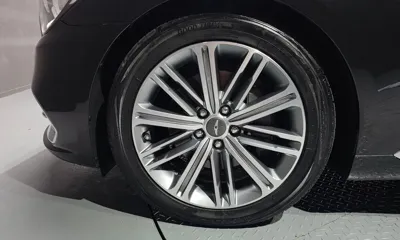 Genesis G80 2017, 127461 км, за 10049.92 USD