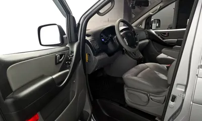 Hyundai Starex 2020, 124534 км, за 9058.68 USD - фото 10