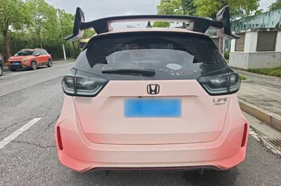 Honda Life 2021, 39300 км, за 9217 USD