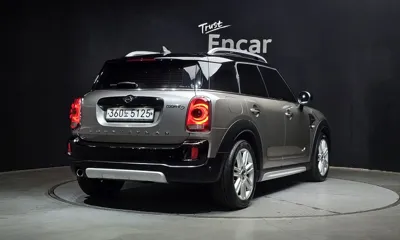 MINI Countryman 2019, 110246 км, за 10241.16 USD