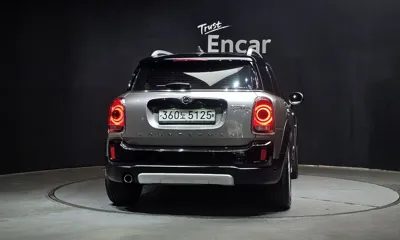 MINI Countryman 2019, 110246 км, за 10241.16 USD