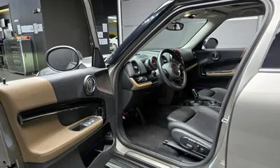 MINI Countryman 2019, 110246 км, за 10241.16 USD - фото 11