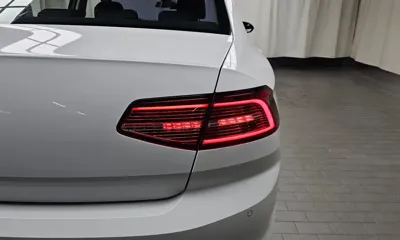 Volkswagen Passat 2018, 86168 км, за 10158.23 USD - фото 23