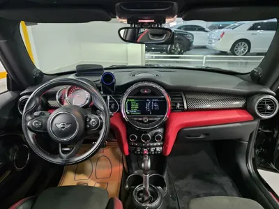 MINI Cooper 2017, 47348 км, за 12295.09 USD - фото 9