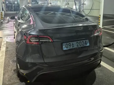 Tesla Model Y 2024, 62000 км, за 24052.52 USD