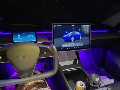 Tesla Model Y 2024, 62000 км, за 24052.52 USD