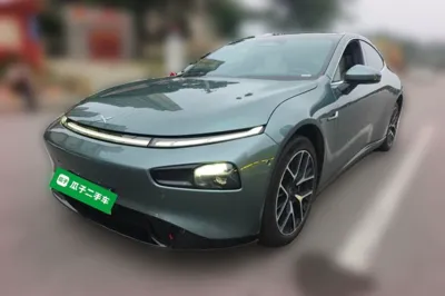 Xpeng P7 · 2023 год