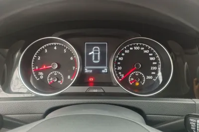 Volkswagen Golf 2019, 28100 км, за 9862 USD - фото 14