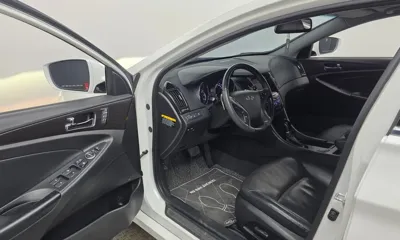 Hyundai Sonata 2012, 124133 км, за 2801.3 USD - фото 10