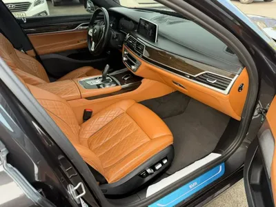 BMW 7-Series 2022, 76700 км, за 39057.37 USD - фото 10