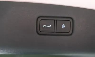Genesis GV70 2023, 3408 км, за 29526.09 USD - фото 20