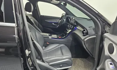 Mercedes-Benz GLC-Class 2021, 82061 км, за 20860.91 USD - фото 11