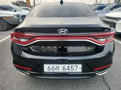 Hyundai Grandeur 2018, 94870 км, за 11567.96 USD