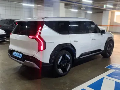 Kia EV9 2026, 685 км, за 42052.47 USD - фото 6