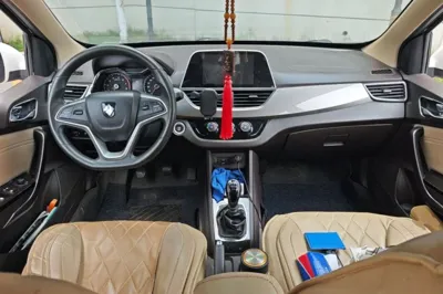 Baojun 310W 2017, 76500 км, за 3578 USD - фото 9