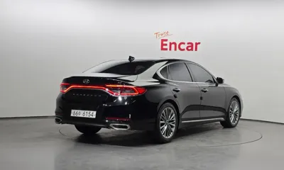 Hyundai Grandeur 2018, 93813 км, за 8543.04 USD