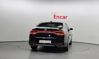 Hyundai Grandeur 2018, 93813 км, за 8543.04 USD