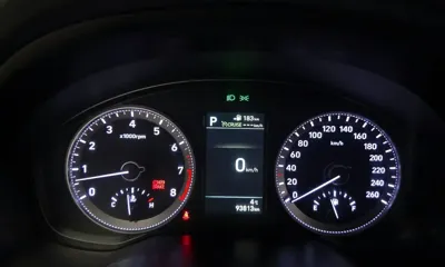 Hyundai Grandeur 2018, 93813 км, за 8543.04 USD - фото 8