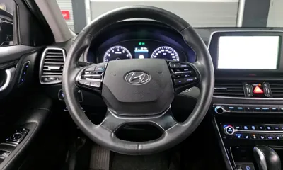 Hyundai Grandeur 2018, 93813 км, за 8543.04 USD - фото 13