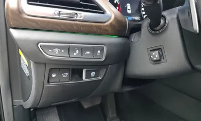 Genesis G90 2020, 54611 км, за 25352.65 USD - фото 31