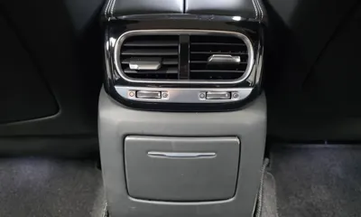 Genesis G90 2020, 54611 км, за 25352.65 USD - фото 33