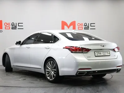 Genesis G80 2017, 69769 км, за 10986.15 USD