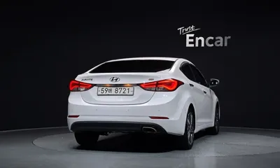 Hyundai Avante 2014, 88732 км, за 4726.27 USD