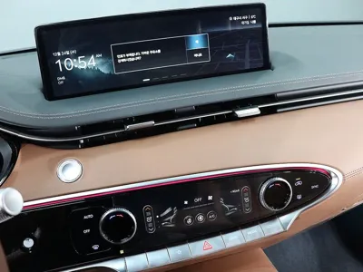 Genesis GV70 2024, 6588 км, за 36092.69 USD - фото 9