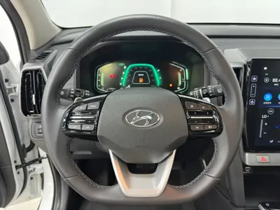 Hyundai ix35 2022, 24000 км, за 16472.9 USD - фото 12