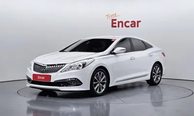 Hyundai Grandeur · 2015 год