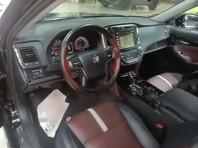 Toyota Crown 2017, 121000 км, за 14159.62 USD - фото 10