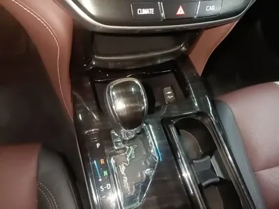 Toyota Crown 2017, 121000 км, за 14159.62 USD - фото 14