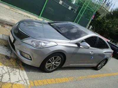 Hyundai Grandeur 2014, 80000 км, за 4039.09 USD
