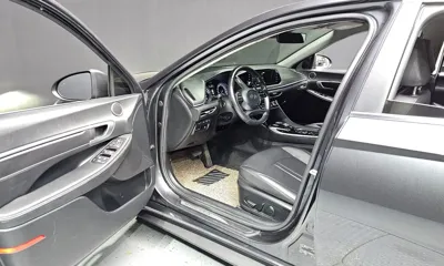Hyundai Sonata 2022, 84125 км, за 12890.01 USD - фото 10