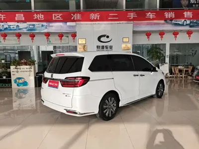 Honda Odyssey 2023, 50000 км, за 20598.49 USD