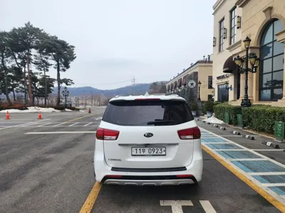 Kia Canival 2016, 198994 км, за 5395.56 USD